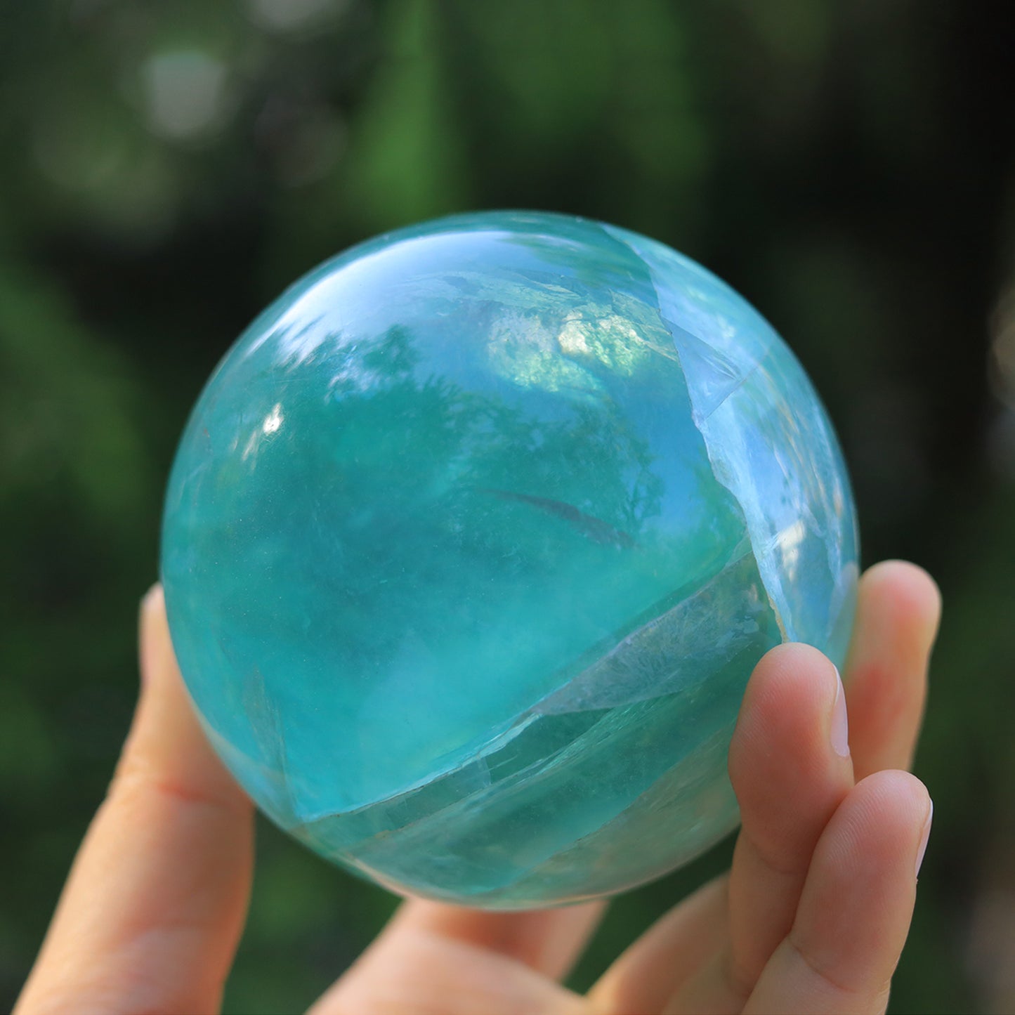 Green fluorite sphere